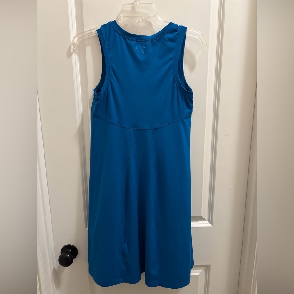 Arcteryx Soltera blue sleeveless athletic vneck tank dress Size Small - Picture 3 of 4